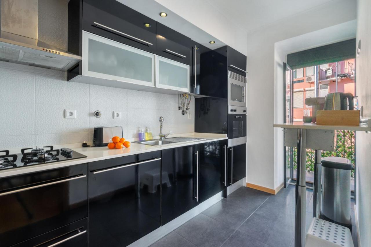 Whome Premium Family Apartment W/ Lift, Ac & Barbecue Lisboa Ngoại thất bức ảnh